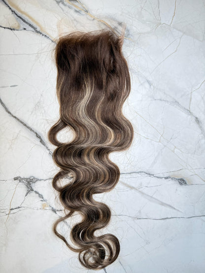 Highlighted B2/60A  Body Wave 5x5 Closure